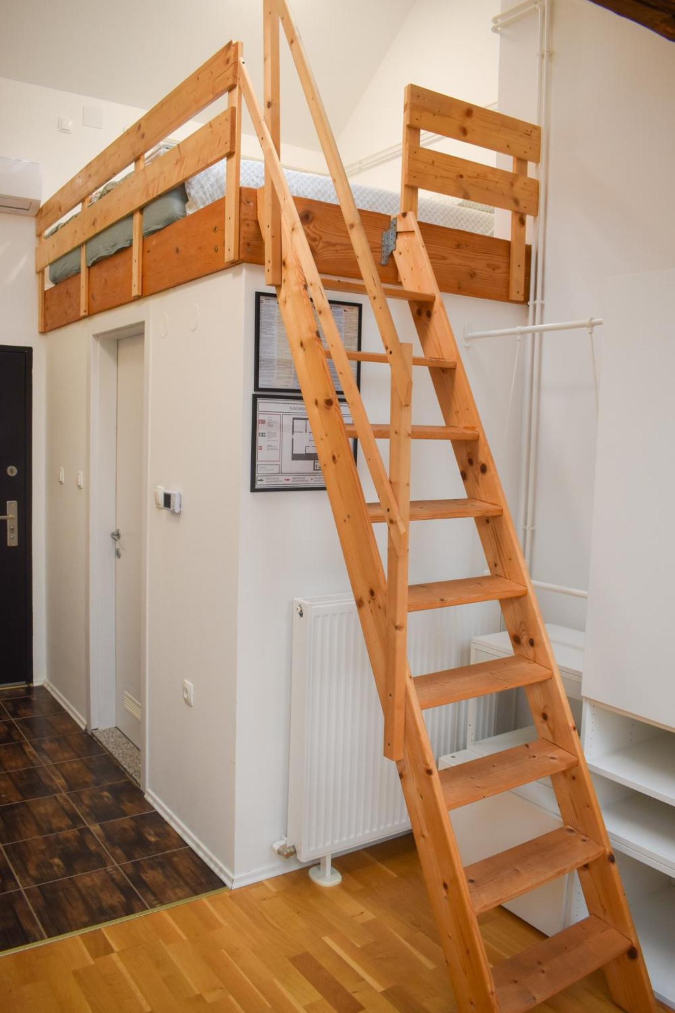 Central Park Apartments 코프리브니차 외부 사진